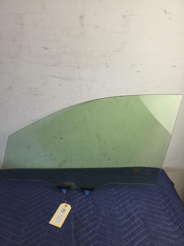 2021-2022 TOYOTA VENZA Front Left Driver Door Window Glass OEM 2.5L AWD