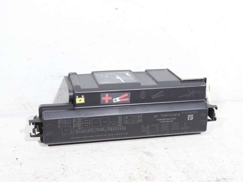 16-20 Tesla Model X Junction Terminal Fuse Box Control Module & Cover OEM 102K