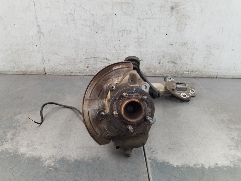 2003 03 04 Mercury Marauder Left Front Hub Knuckle Arms #6869 H6