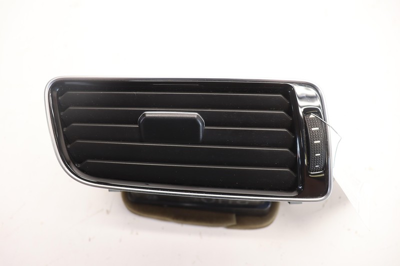 2016-2019 VOLKSWAGEN PASSAT DASH DASHBOARD RIGHT SIDE AIR VENT GRILL OEM