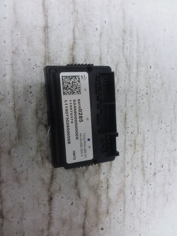 Transfer Case Control Module Right Hand Quarter Panel Fits 17-19 CTS 84160285
