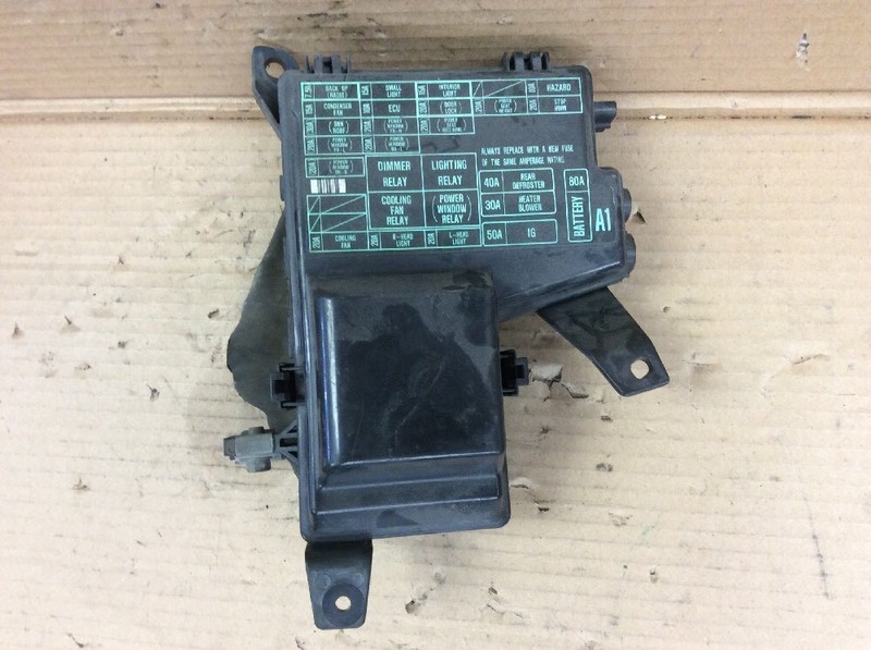 92 93 1992 1993 Accord Sedan LX EX Main Fuse Relay Box Assembly “A4” Used OEM