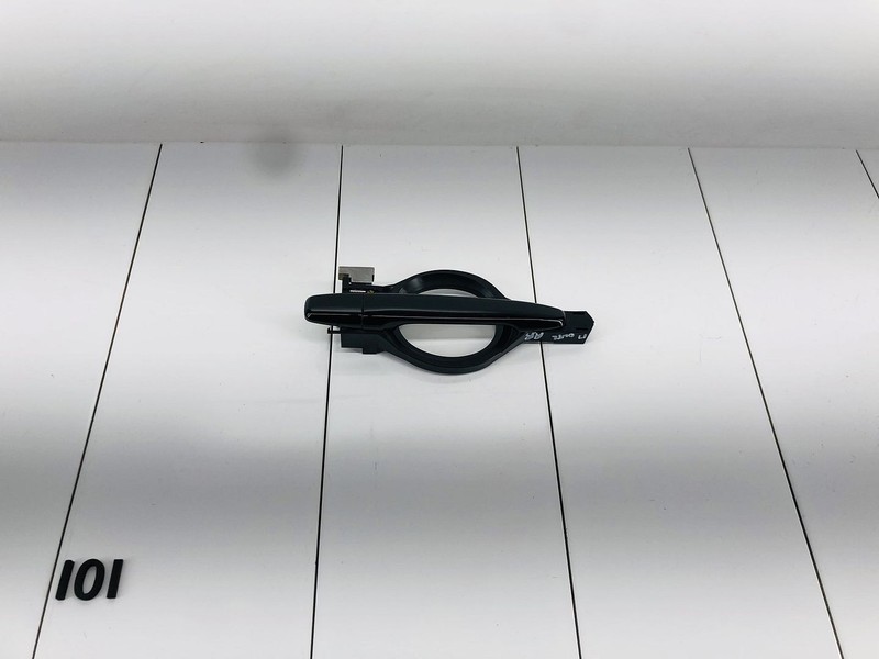 13-20 MITSUBISHI OUTLANDER REAR RIGHT EXTERIOR DOOR HANDLE LABRADOR BLACK OEM