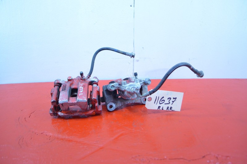09-13 INFINITI G37 CONV RWD REAR RIGHT / LEFT BRAKE CALIPER SET OEM