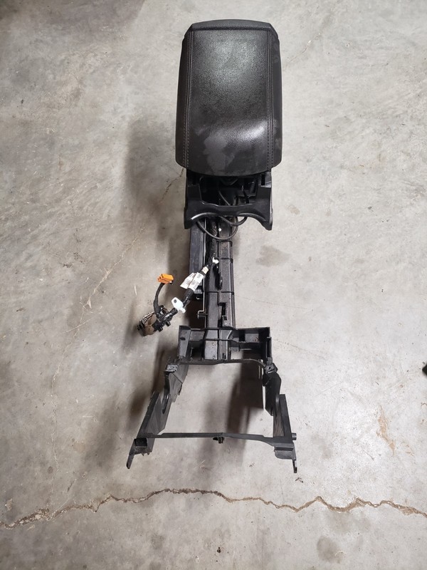 2015Ford Escape SE Center Floor Console Assembly Black Vinyl Genuine OEM