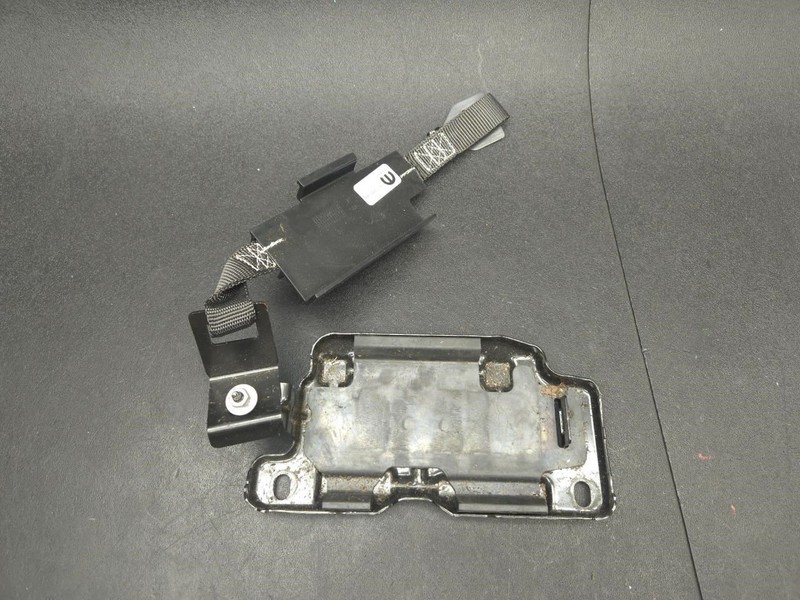 2PC Battery Hold Down Bracket + Strap Set 2019 Jeep Grand Cherokee 2016 - 2021