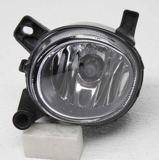 OEM Audi A4, A5, A6, S5 & Volkswagen, Passat CC Left Fog Lamp - Tab Missing