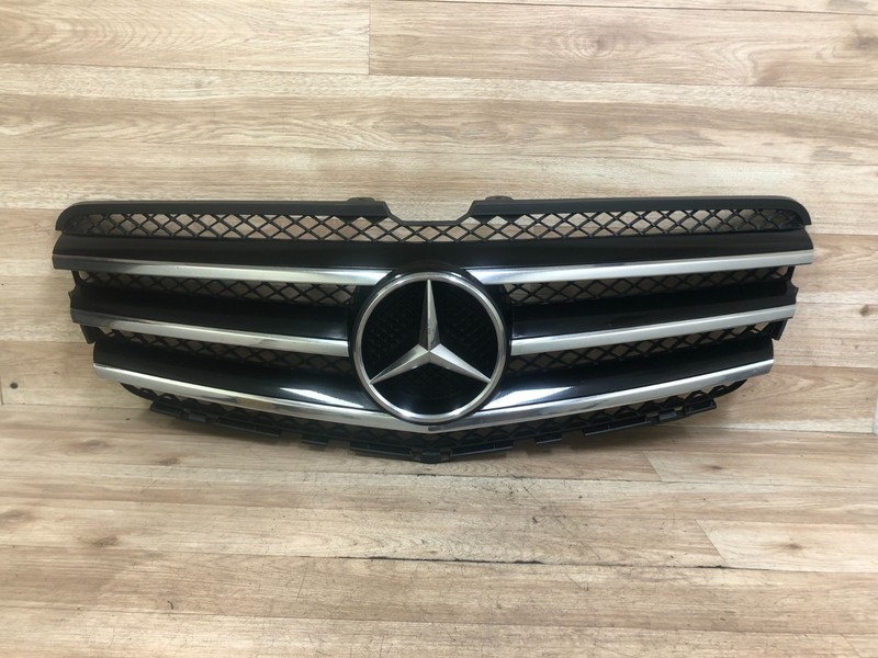 MERCEDES BENZ OEM W251 R350 FRONT HOOD GRILLE GRILL BLACK 2011-2013