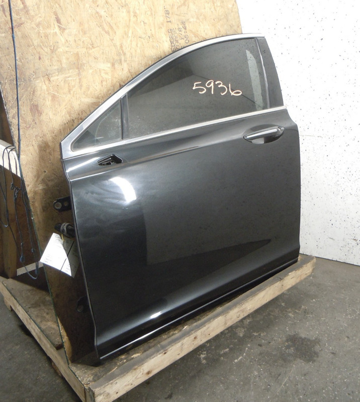 2013-2016 Lincoln MKZ Front Door Assembly Driver Left OEM UH