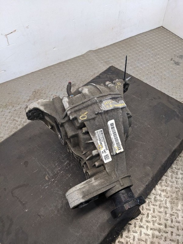 Carrier Rear 230mm 9.06" Ring Gear 3.6L Fits 14-15 DURANGO 1179972