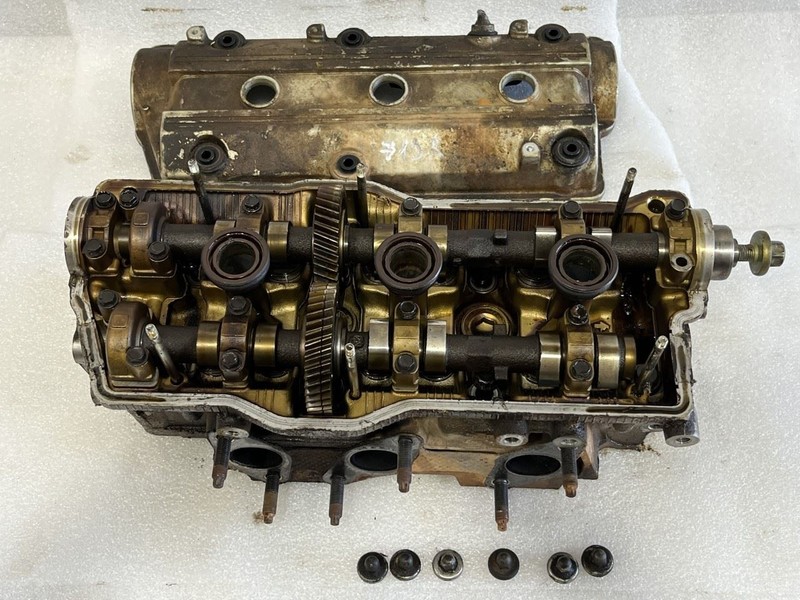 1990 1991 LEXUS ES250 RIGHT PASSENGER SIDE ENGINE CYLINDER HEAD ASSEMBLY 2VZ-FE