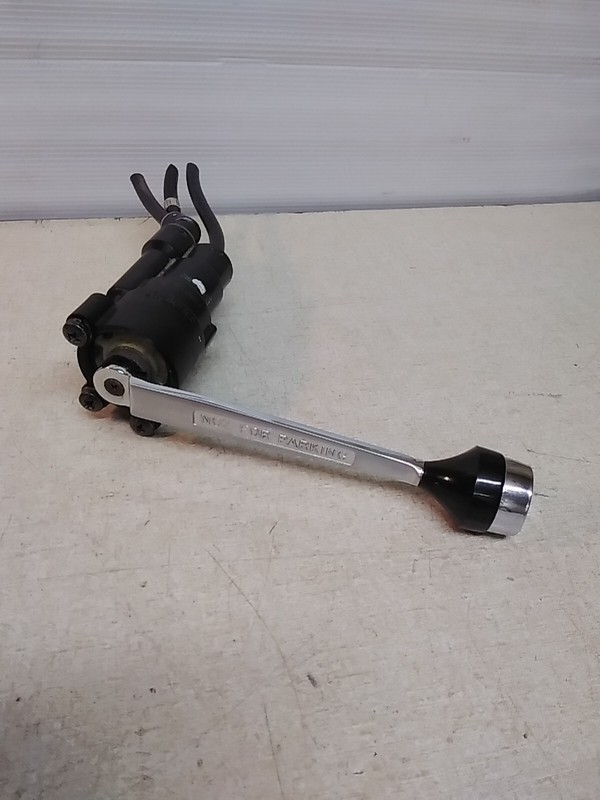 Bendix T-500902-A Air Brake Valve