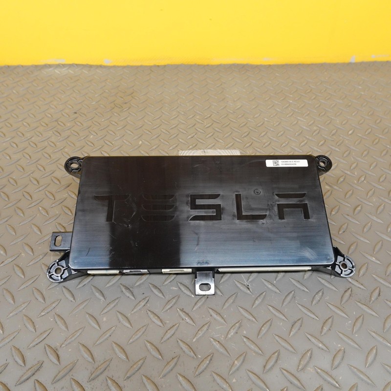 2016-2020 TESLA MODEL X REAR BODY CONTROLLER MODULE COMPUTER OEM 1043900-10-E