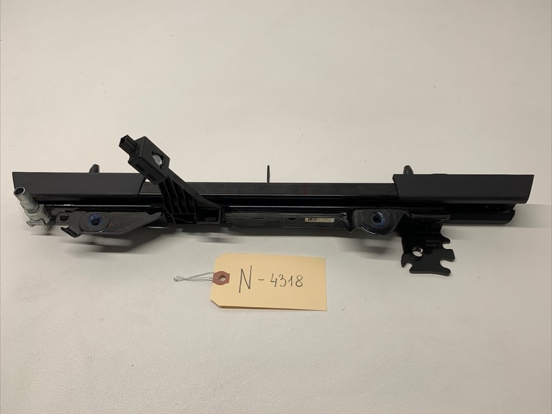 Tesla Y/3 Front Driver Side LH Hand Seat Rail Track Section 1101683-00 4318 U21