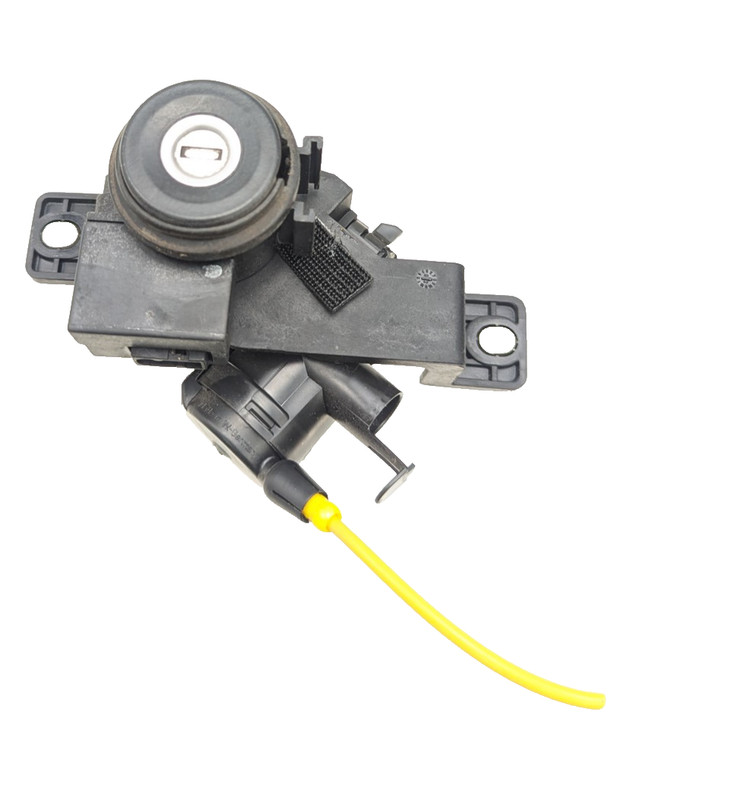 1991-1993 Mercedes SL300 Trunk Lock Cylinder OEM