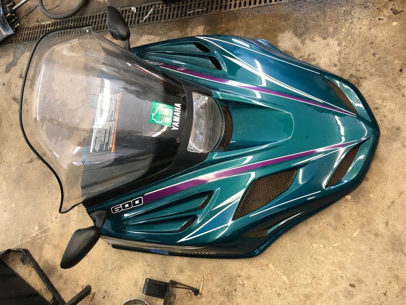 Yamaha Snowmobile Venture Hood Assy FREE SHIP TO WI IL MN IA ND SD