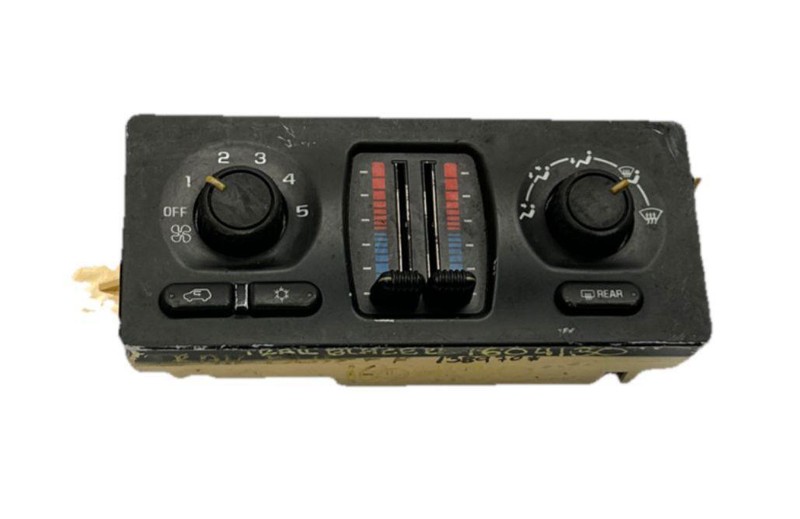 Chevy Trail Blazer climate control 2003 2006 hvac ac manual panel OEM 15195333