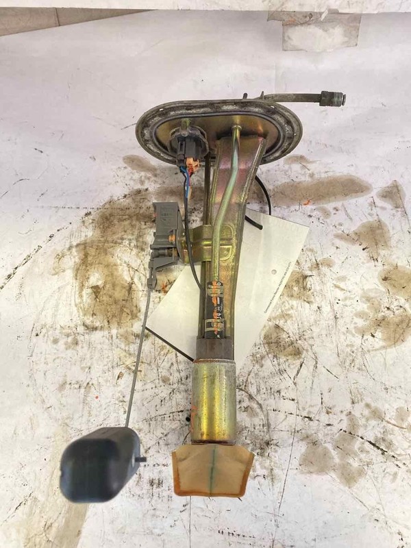 Fuel Pump TOYOTA TACOMA 95 96 97 98 99 00