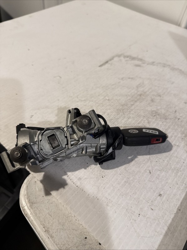 2007 VOLKSWAGON JETTA Ignition Switch Ignition Key cylinder immobilizer
