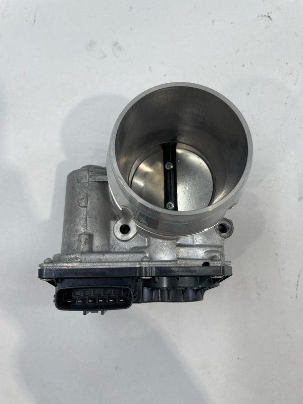 2024 Volvo S60 Plus 2.0L Hybrid Throttle Valve Body 31293736 ONLY 29 Miles OEM