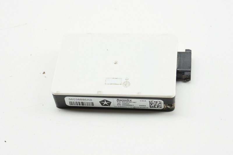 CHRYSLER TOWN COUNTRY Left Right Blind Spot Radar Sensor Monitor OEM 2009 2010