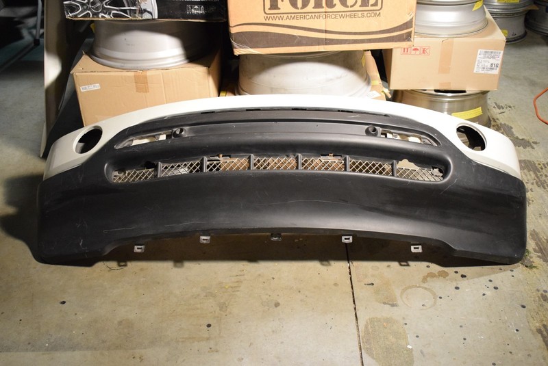 2000-2003 BMW X5 FRONT BUMPERE53 WHITE 51118402304 OEM