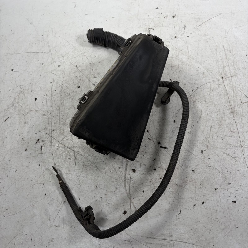07-08 Honda Fit Engine Fuse Box Assembly OEM