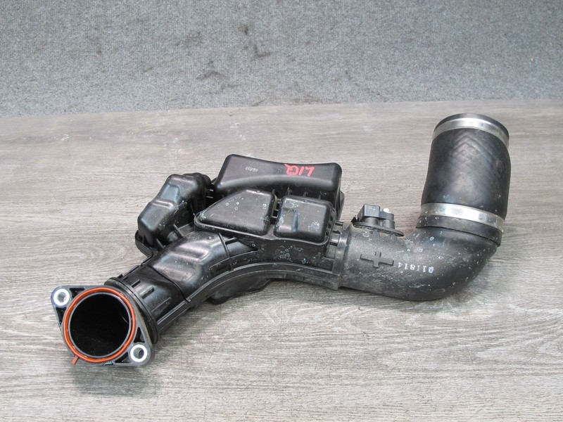 2014-2017 INFINITI QX60 2.5L HYBRID AIR INTAKE RESONATOR HOSE DUCTLINE