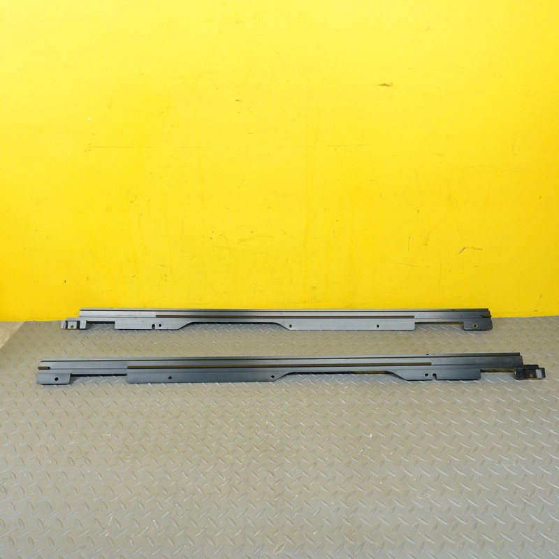 2017-2020 JAGUAR F-PACE SUNROOF LEFT & RIGHT SIDE SLIDING RAIL TRACK GUIDE OEM