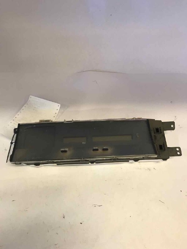 Clock TOYOTA AVALON 00 01 02