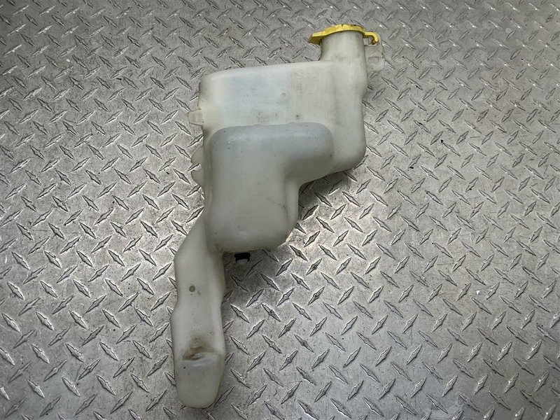 07-15 JEEP PATRIOT 2.4L WINDSHIELD WASHER FLUID TANK BOTTLE RESERVOIR OEM