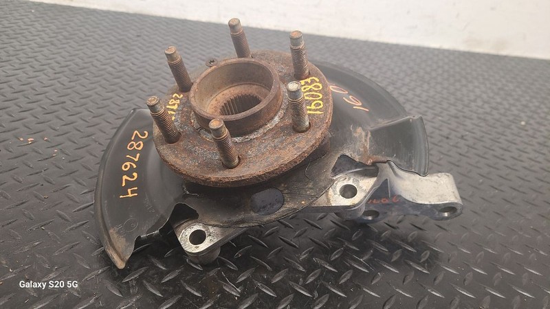 05-09 Chevrolet Uplander Front Right Spindle Knuckle W/ Hub Assm OEM 20899801