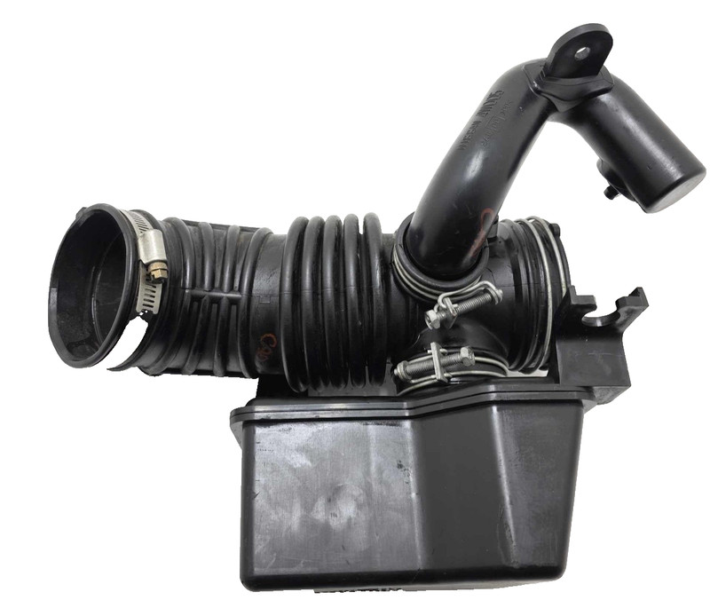Infiniti QX4 3.5L Engine Air Intake Hose w/ Upper Duct 2002 P/N 165764W00A