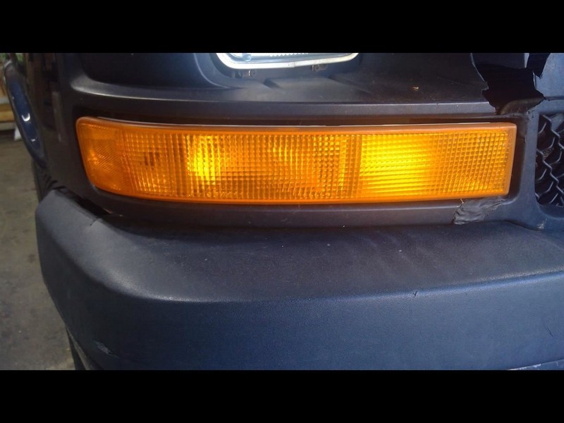 Passenger Corner/Park Light Below Headlamps Fits 03-23 EXPRESS 2500 VAN 1685396