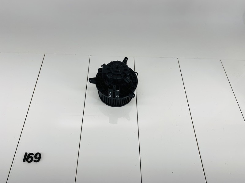 13-16 GMC ACADIA FRONT DASH DASHBOARD PANEL HVAC AIR VENT BLOWER FAN MOTOR OEM
