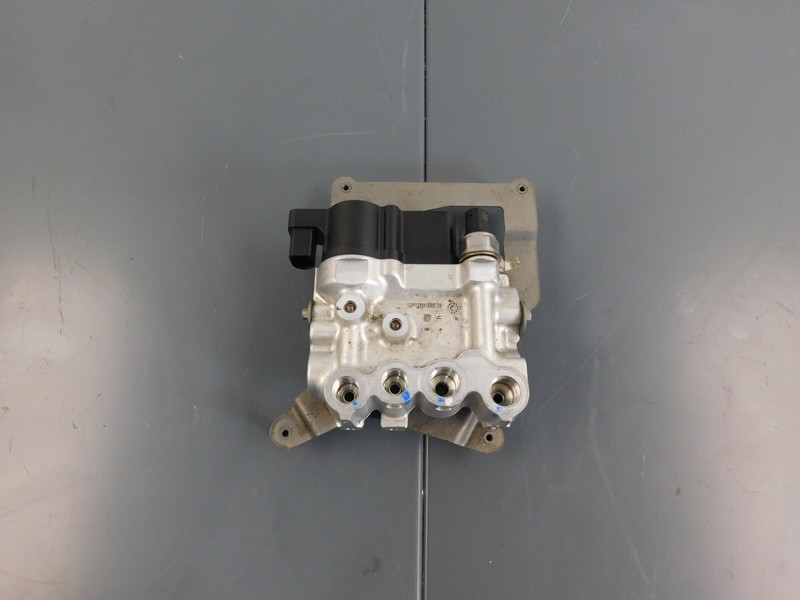 2015 16 17 McLaren 650S Spider Power Steering Block #5209 A11