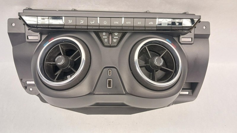 19-'25 CHEVROLET BLAZER temperature control panel w/heated seat OEM 1 Year Wnty