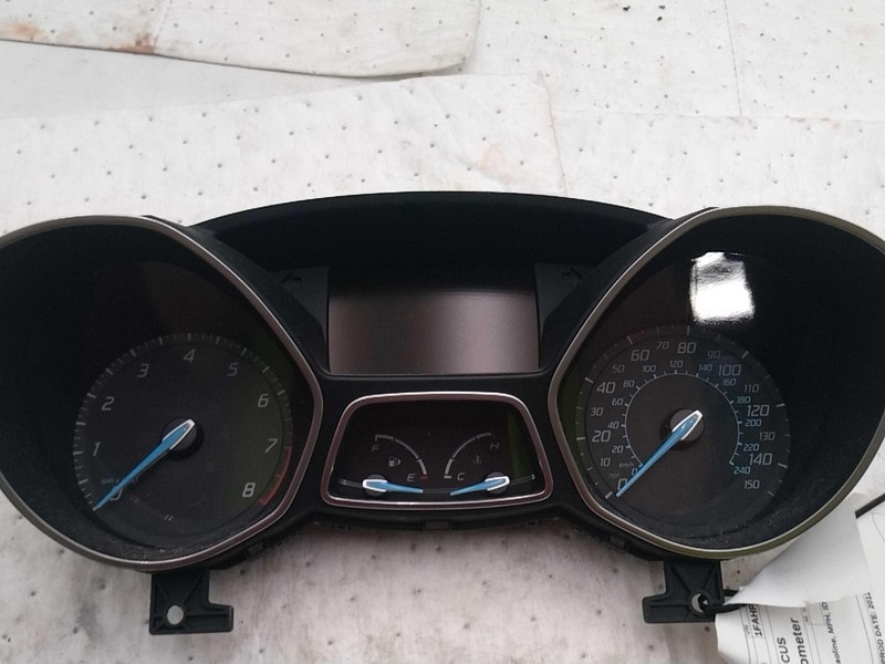 2012 Ford Focus Speedometer Gauge OEM White 102k Miles NJ25-26209-666531