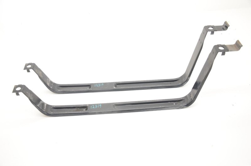 06-08 Mazda Speed6 2.3L Fuel Tank Straps