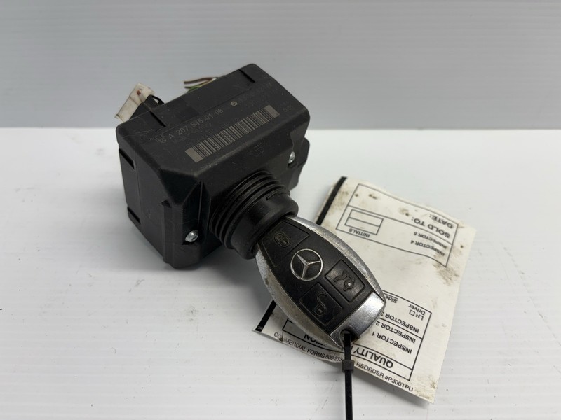 08-14 Mercedes W204 C250 C300 Ignition Switch Control Module w/Key OEM
