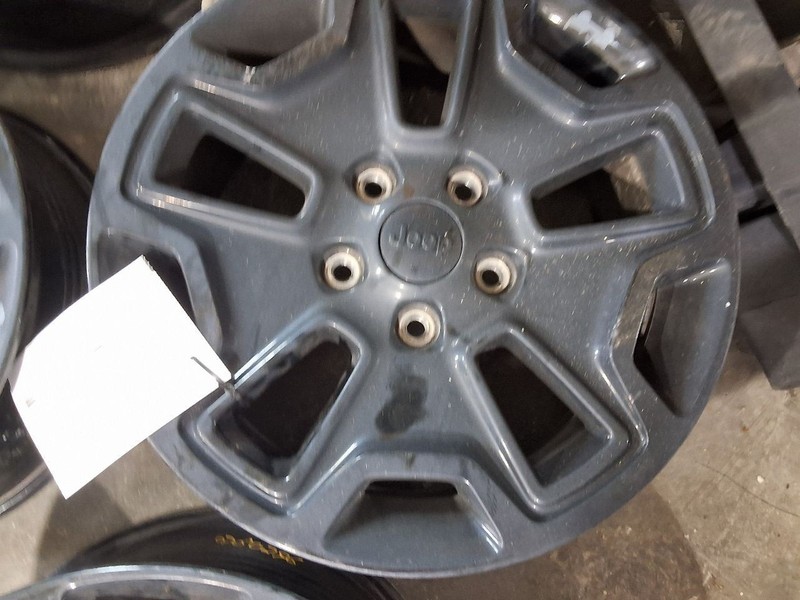 2014-2018 Jeep Wrangler Wheel Rim 17x7-1/2 Gloss Black 10 Slot
