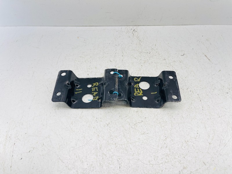 06-10 PONTIAC SOLSTICE Reinforcement Rear Lower Control Arm OEM 10350141 SET 2
