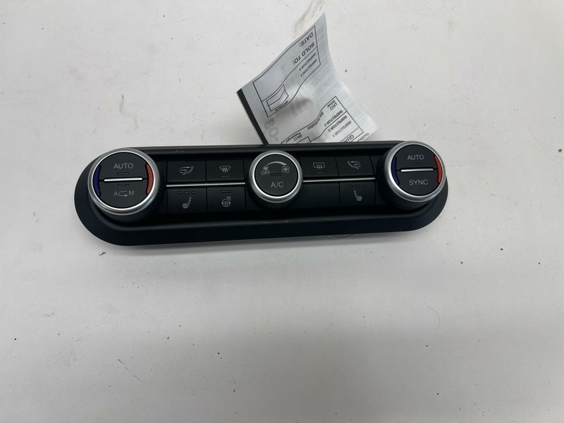 2017-2019 ALFA ROMEO GIULIA HVAC AC AIR CONDITIONING CONTROL SEAT SWITCH OEM