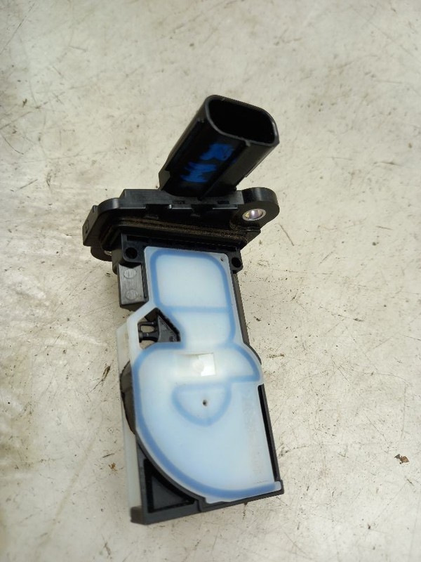 22 23 TOYOTA SEQUOIA HYBRID 3.4L AIR FLOW METER PASSENGER RIGHT