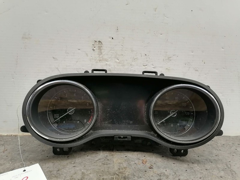 Speedometer Cluster MPH And KPH ID 60004366 Fits 20-23 ENCORE GX 1594358