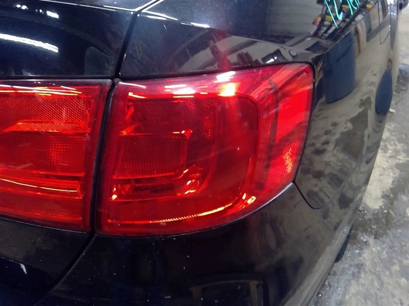Passenger Tail Light Sedan Base Incandescent Lamps Fits 11-14 JETTA 1754455
