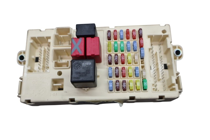 03-19 Maserati GranTurismo M145 Quattroporte M139 Front Relay Fuse Box OEM