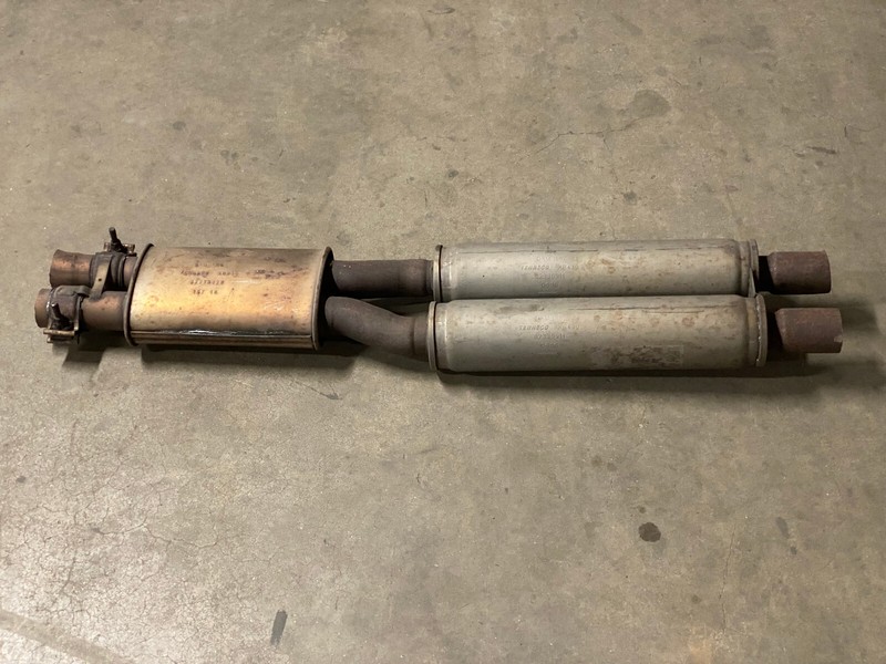 17-20 JAGUAR F-PACE INTERMEDIATE EXHAUST MUFFLER SILENCER RESONATOR OEM LOT668