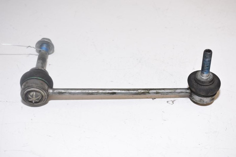 2006-2008 PORSCHE CAYMAN LEFT REAR LR STABILIZER LINK 997 069 01