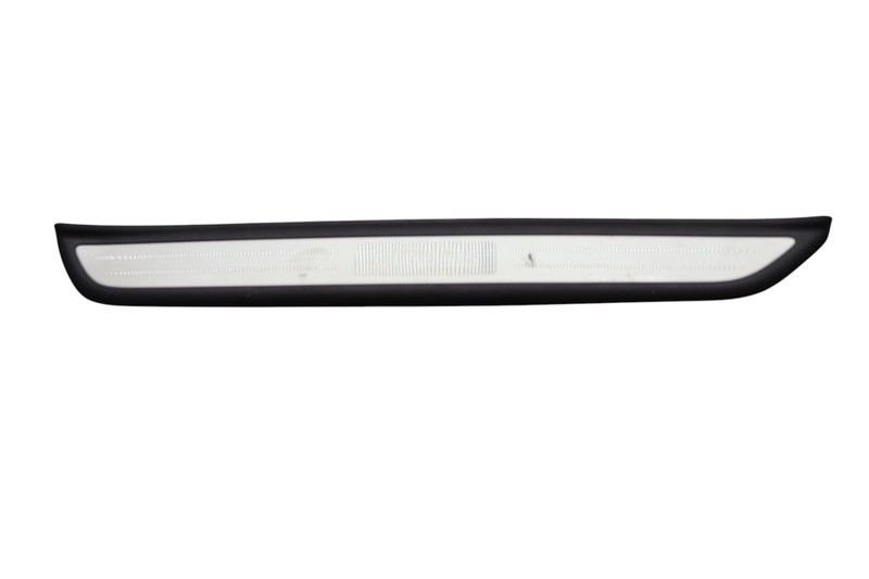17-19 Genesis G90 Front Right Passenger Side Door Sill Scuff Step Plate Trim OEM